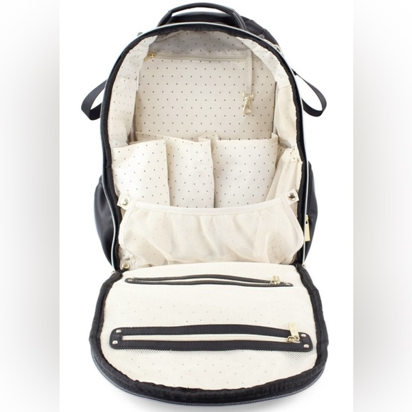 Itzy Ritzy Jetset Black Boss Diaper Bag Backpack - Picture 2 of 7